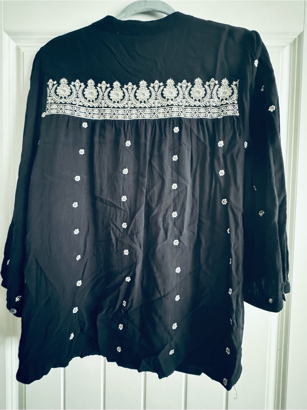 fig and flower Black Embroidered V-Neck Tunic - Picture 4 of 4